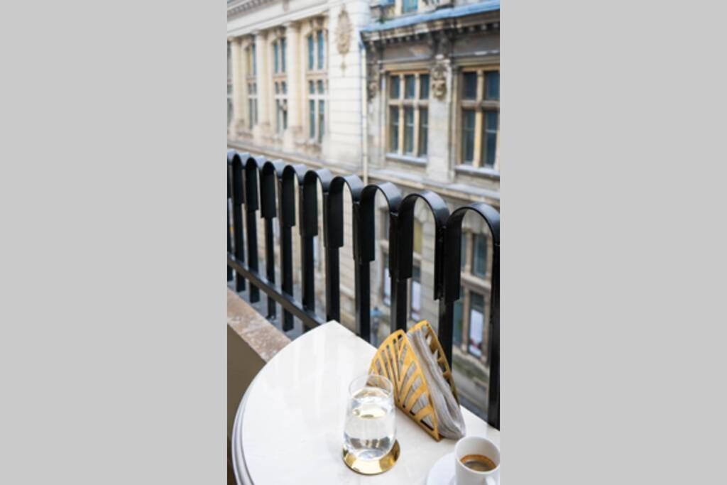 History Museum Apartment บูคาเรสต์ ภายนอก รูปภาพ