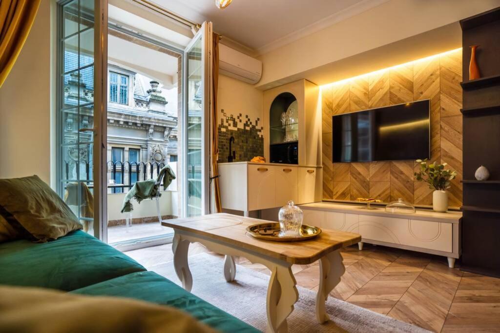 History Museum Apartment บูคาเรสต์ ภายนอก รูปภาพ