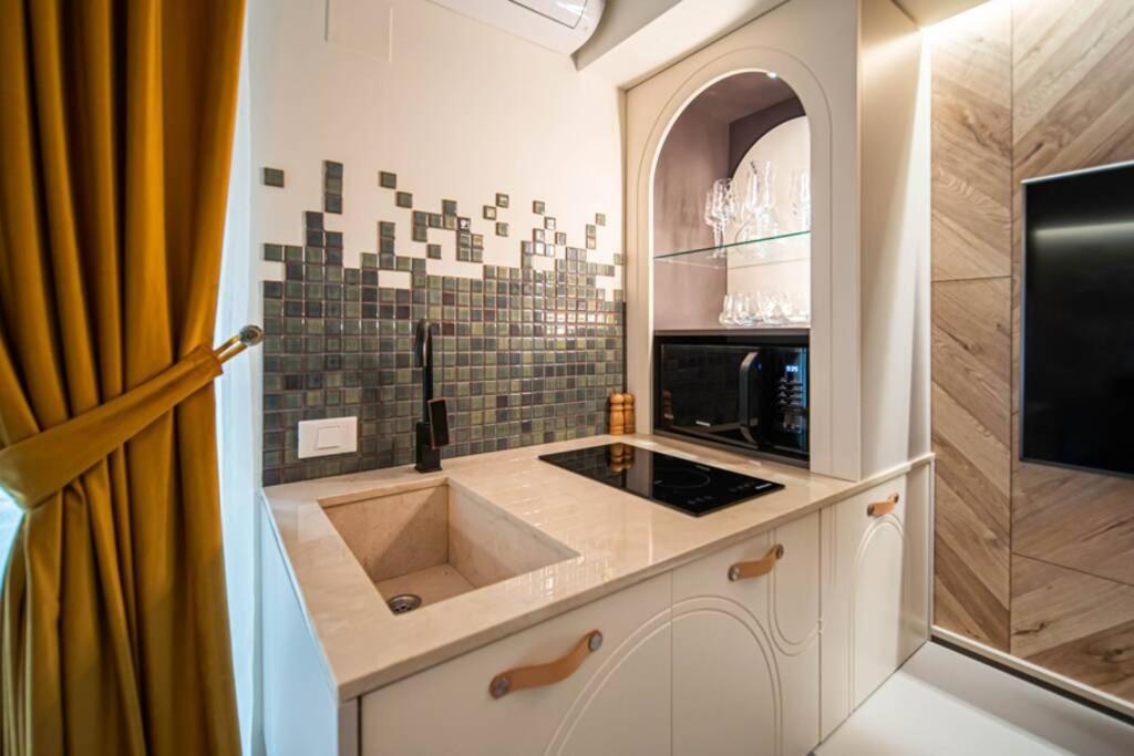History Museum Apartment บูคาเรสต์ ภายนอก รูปภาพ