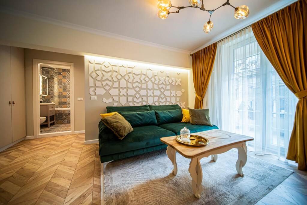 History Museum Apartment บูคาเรสต์ ภายนอก รูปภาพ